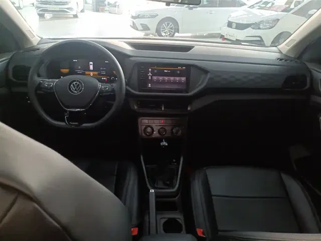 Volkswagen T-Cross — Фото автомобиля 5