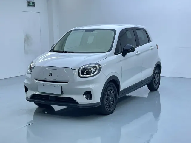 Leapmotor T03 — Фото автомобиля 3