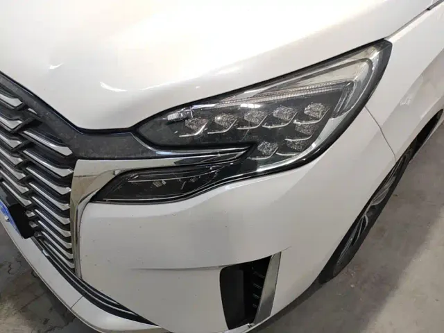 Buick GL8 — Фото автомобиля 17