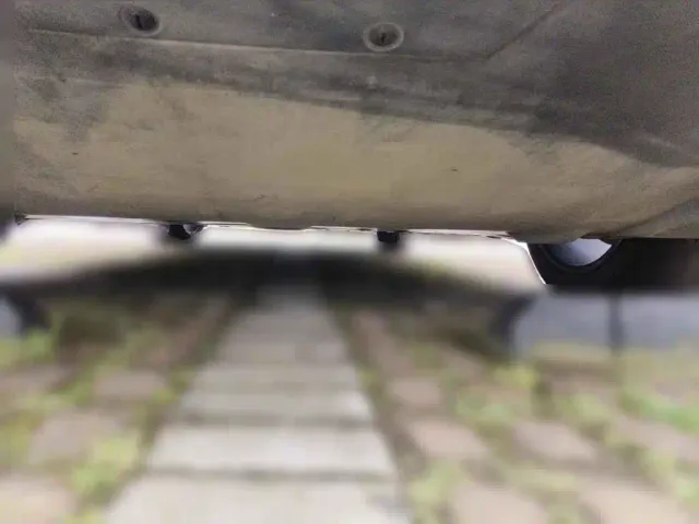 Tesla Model X — Фото автомобиля 10