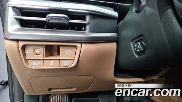 Hyundai Grandeur GN7 — Фото автомобиля 28