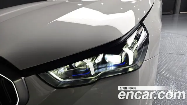 BMW 5-Series — Фото автомобиля 22