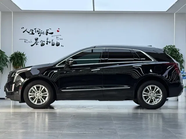 Cadillac XT5 — Фото автомобиля 19