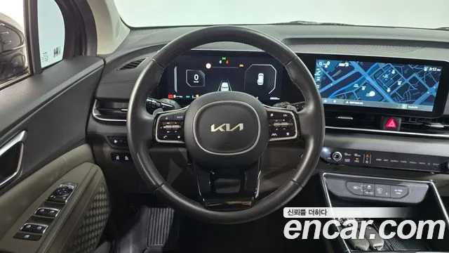 Kia Canival — Фото автомобиля 3