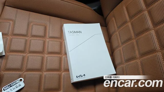 Kia Tasman Tasman 2.5T Бензин 4WD — Фото автомобиля 12