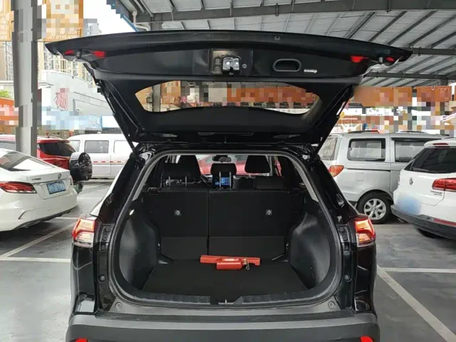 Toyota Corolla Cross — Фото автомобиля 18