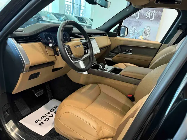 Land Rover Range Rover — Фото автомобиля 7