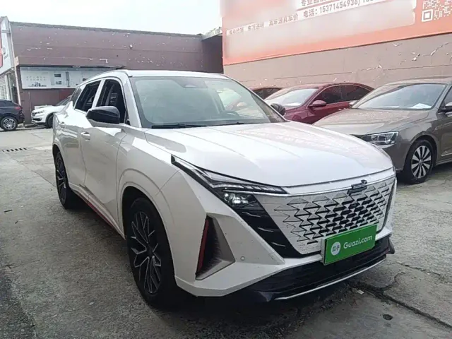 Changan Z6 — Фото автомобиля 3
