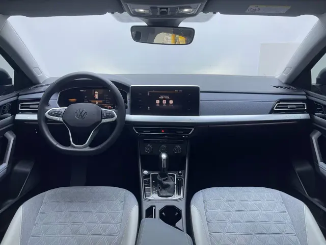 Volkswagen Lavida — Фото автомобиля 17
