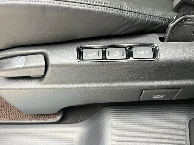 Honda Elysion — Фото автомобиля 6