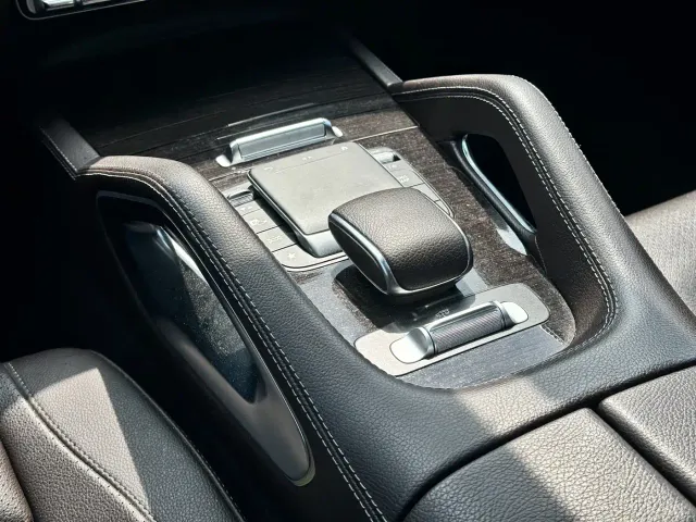 Mercedes-Benz GLS-Class — Фото автомобиля 15
