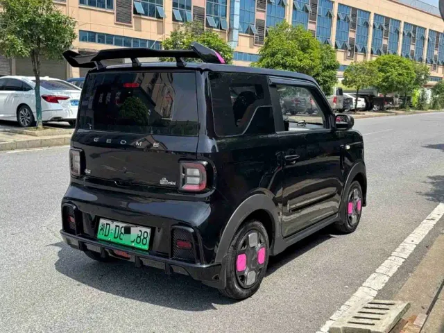 Geely Panda — Фото автомобиля 5