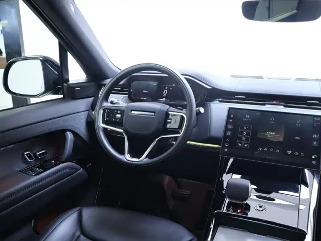 Land Rover Range Rover Sport — Фото автомобиля 14