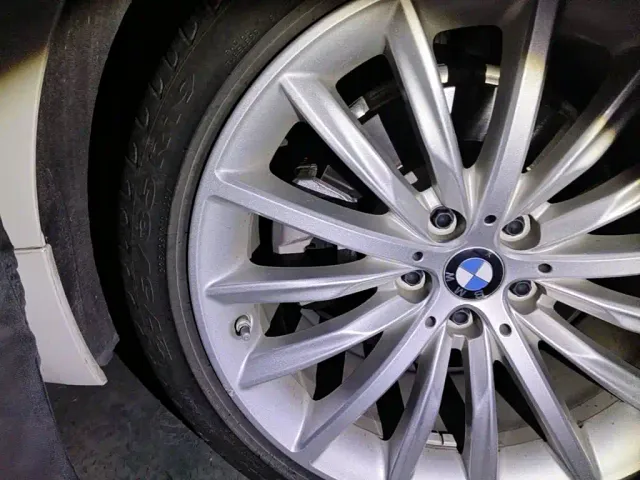 BMW BMW 5 Series 2022 Facelift 530Li Premium Luxury Package — Фото автомобиля 7