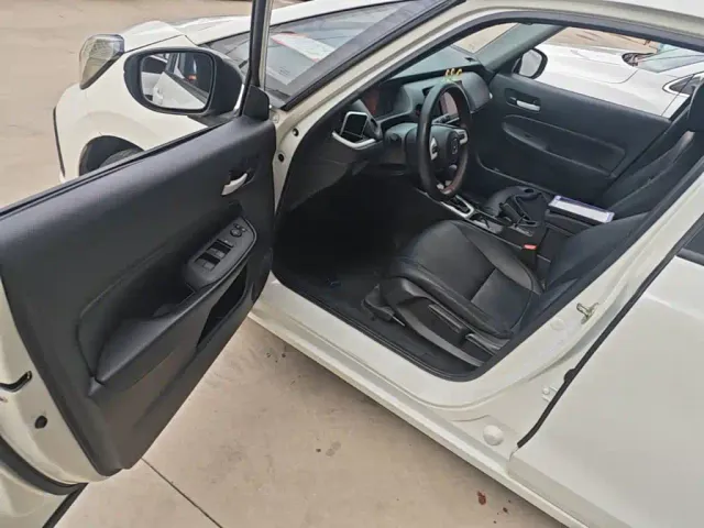 Honda Fit — Фото автомобиля 15