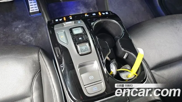 Hyundai Tucson Tucson (NX4) Бензин 1.6 турбо 2WD — Фото автомобиля 9