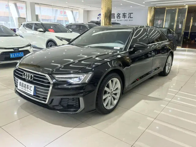 Фотография автомобиля — Audi A6L
