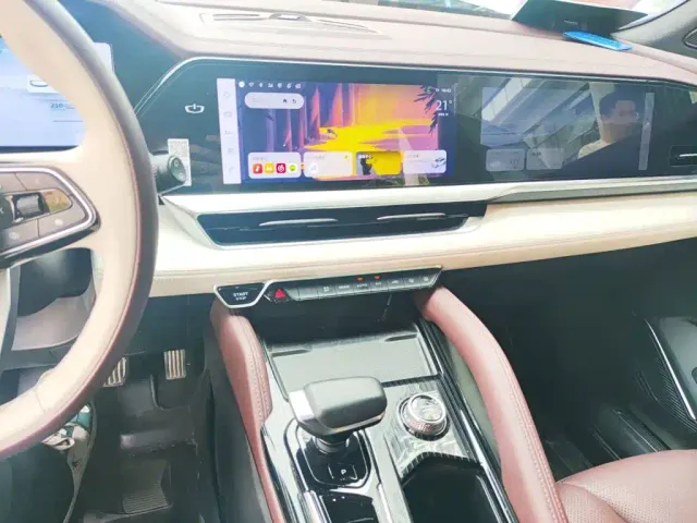 Geely Xingyue L 2021 2.0TD DCT EVO FWD Intelligent Premium Edition — Фото автомобиля 9