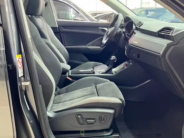 Audi Q3 — Фото автомобиля 18