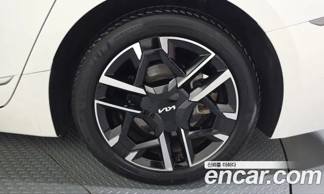 Kia K8 (New) Hybrid — Фото автомобиля 6