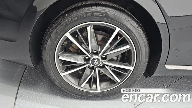 Hyundai Grandeur New — Фото автомобиля 5