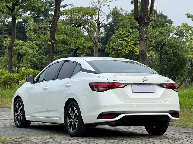 Nissan Sylphy — Фото автомобиля 6
