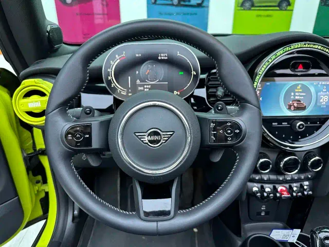 MINI Hatch — Фото автомобиля 15