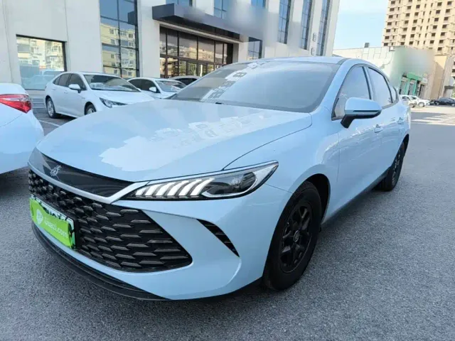 Фотография автомобиля — BYD Qin PLUS