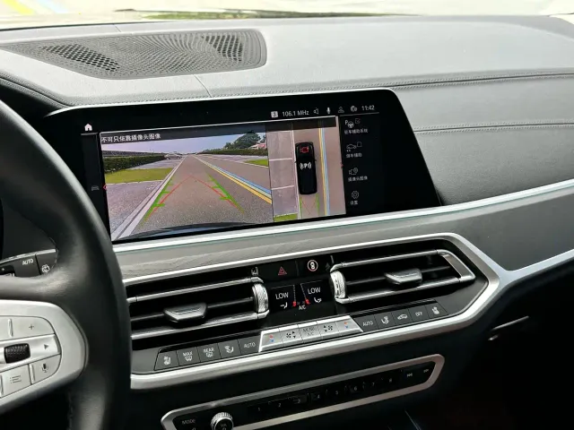 BMW X7 — Фото автомобиля 20