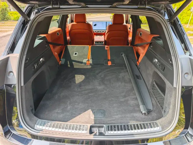 Li Auto L7 — Фото автомобиля 28