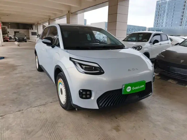 GAC Aion UT — Фото автомобиля 3