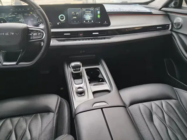 Chery Arrizo 8 — Фото автомобиля 5