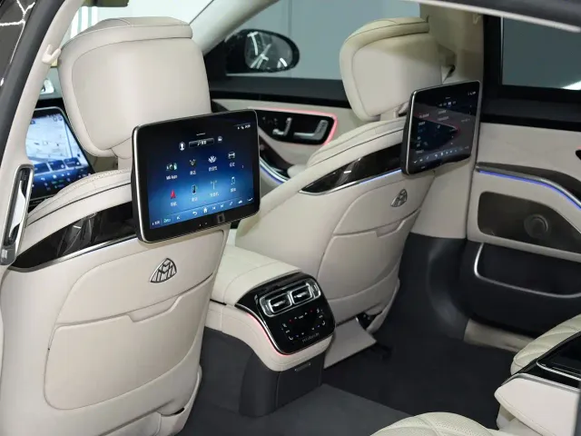 Mercedes-Benz Maybach S-Class — Фото автомобиля 17