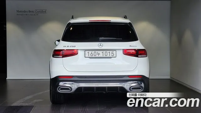 Mercedes-Benz GLB-Class — Фото автомобиля 4
