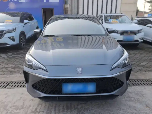 Roewe i5 — Фото автомобиля 2