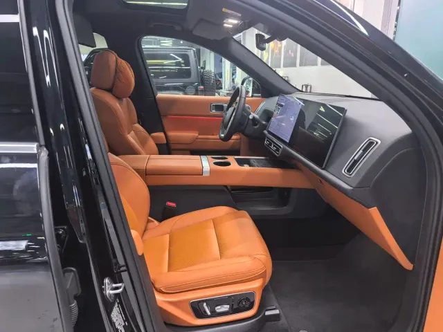 Li Auto L7 — Фото автомобиля 7