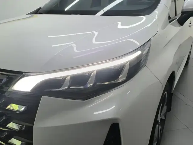 GAC Trumpchi M6 — Фото автомобиля 5