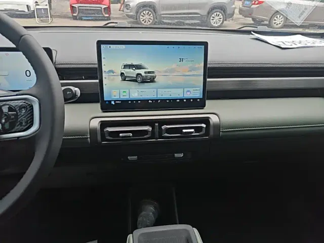 Baojun Yep Plus — Фото автомобиля 12