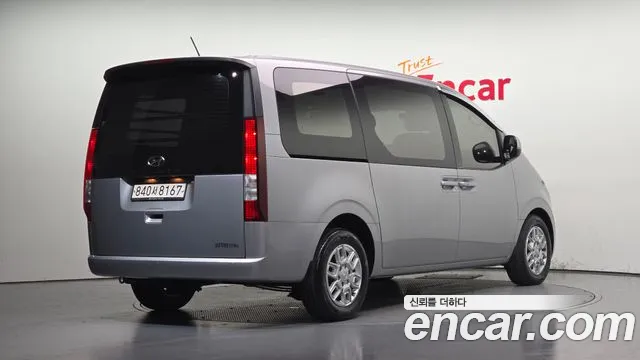 Hyundai Staria — Фото автомобиля 2