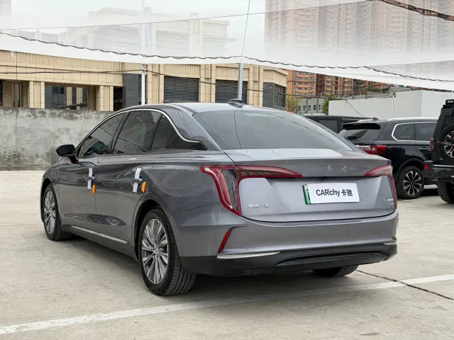 Hongqi E-QM5 — Фото автомобиля 6
