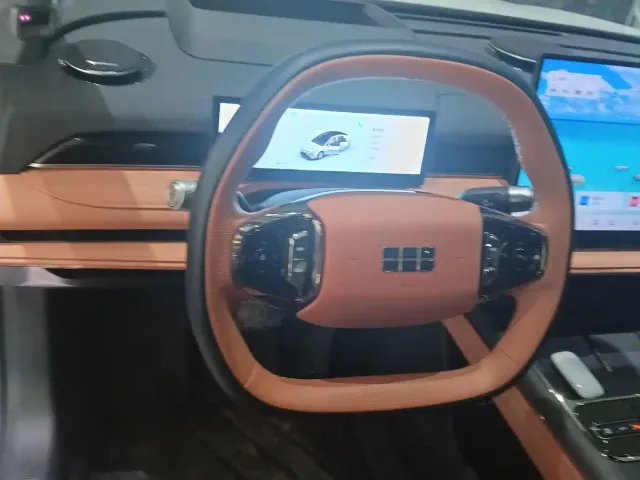 Geely Galaxy Xingyao 8 — Фото автомобиля 7