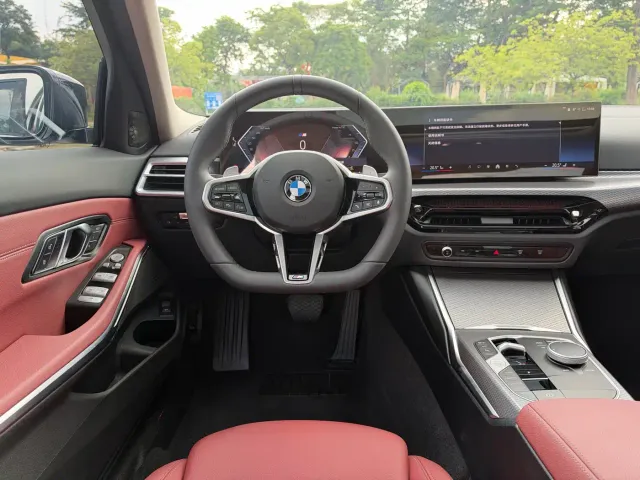 BMW 3 Series — Фото автомобиля 12