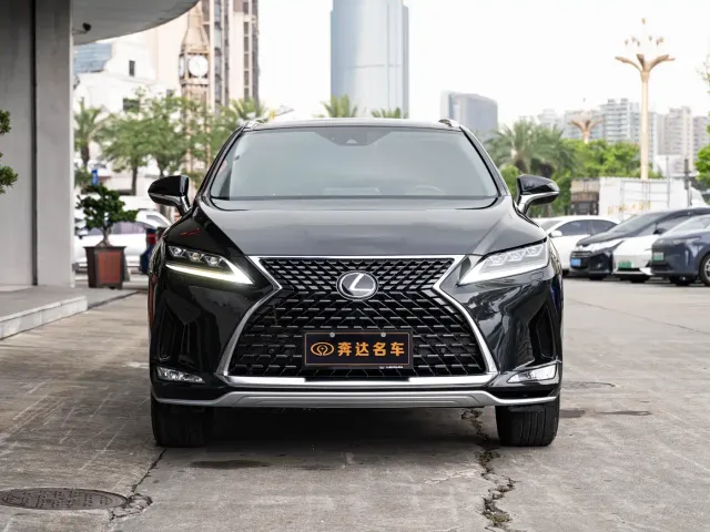 Lexus RX — Фото автомобиля 2