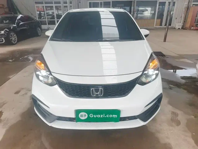 Honda Fit — Фото автомобиля 2