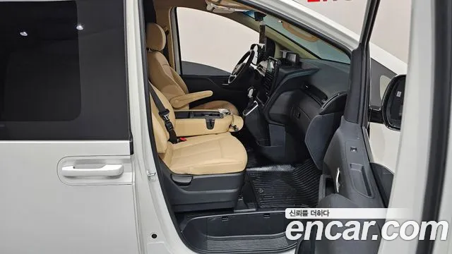 Hyundai Staria — Фото автомобиля 16