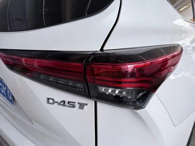 Toyota Highlander — Фото автомобиля 23