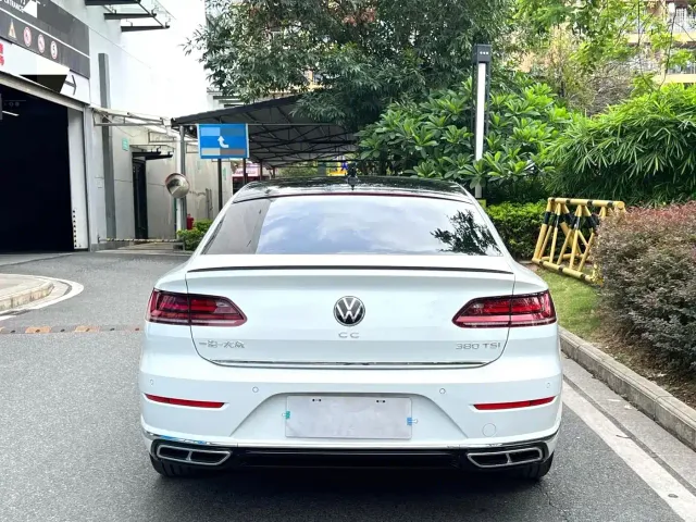 Volkswagen CC — Фото автомобиля 10