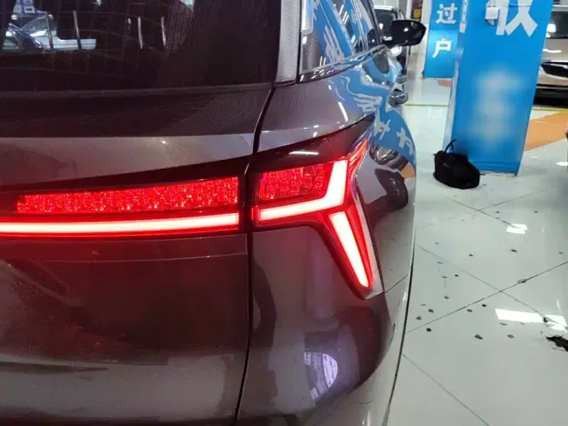 Changan CS75 Plus — Фото автомобиля 7