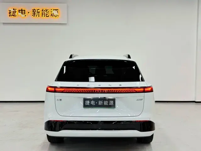 Xpeng G9 — Фото автомобиля 14