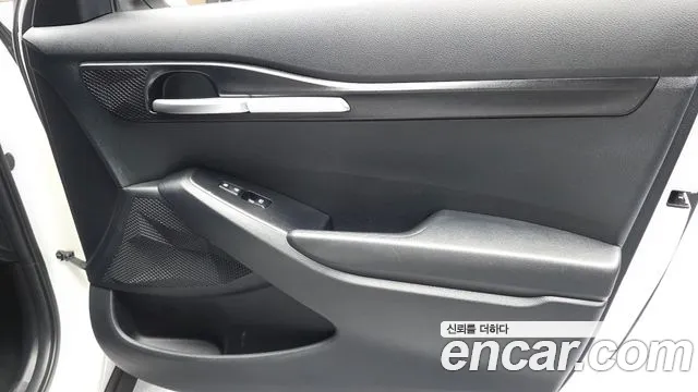 Kia Seltos — Фото автомобиля 13